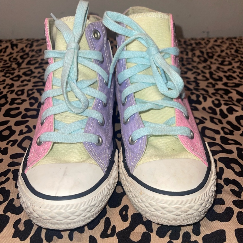 Multi Colored HiTop Converse size 13y